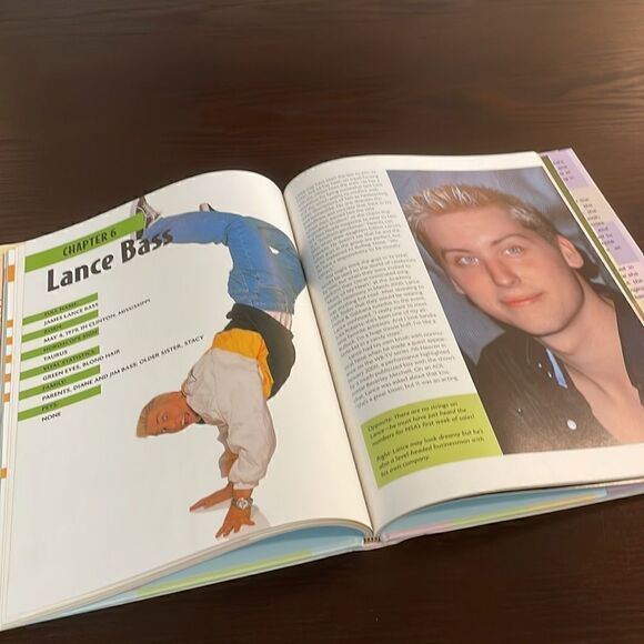 Vintage ‘N SYNC Hardcover Biography Book 2000 Excellent Used Condition 12” x 9” - Picture 5 of 6